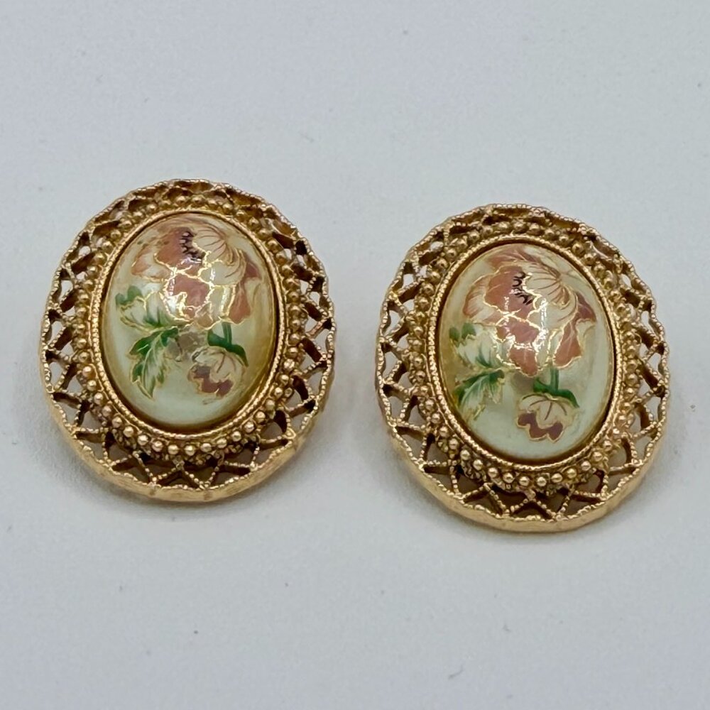 Vintage Floral Cabochon Clip-On Earrings | Gold Tone Filigree Roman